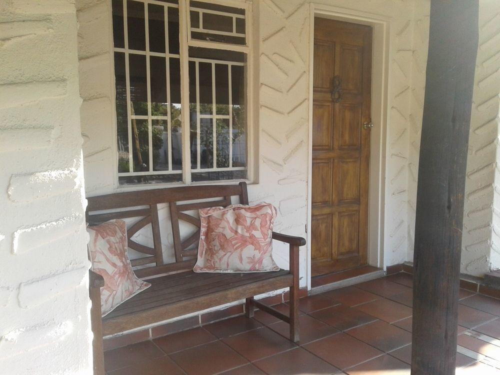 Road View Lodge Francistown Dış mekan fotoğraf